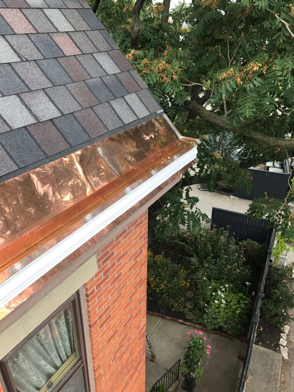 Quality Seamless Gutters Columbus Ohio Cap City Restoration